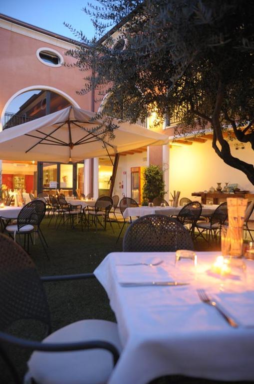 Hotel Villa Altura Ospedaletto Euganeo ภายนอก รูปภาพ